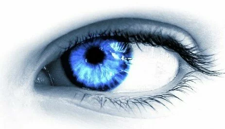 Как изменить цвет глаз без использования линз
