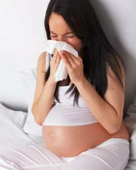Опасен ли насморк при беременности